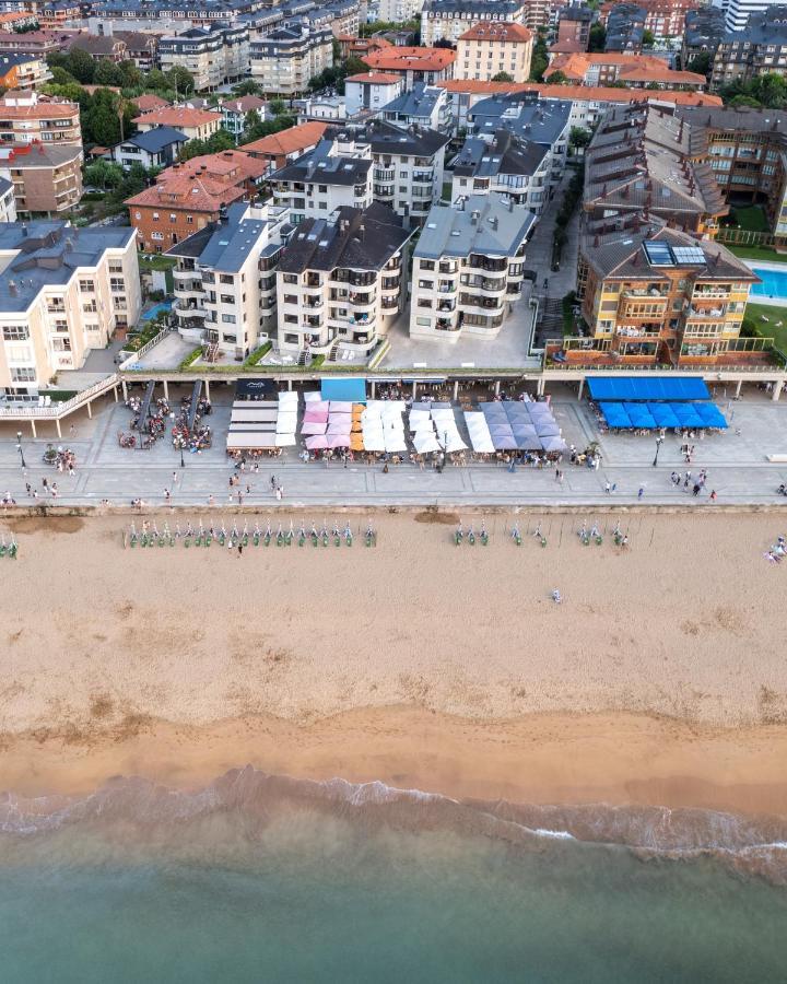 Zarautz Beach With Parking By Aston Rentals 외부 사진
