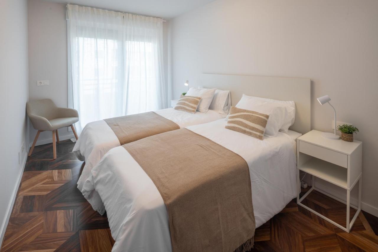 Zarautz Beach With Parking By Aston Rentals 외부 사진