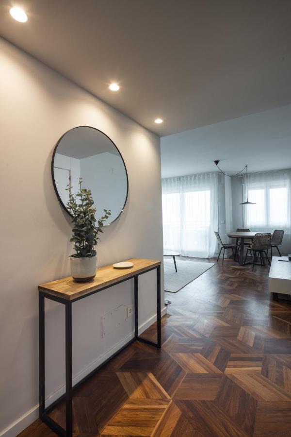 Zarautz Beach With Parking By Aston Rentals 외부 사진